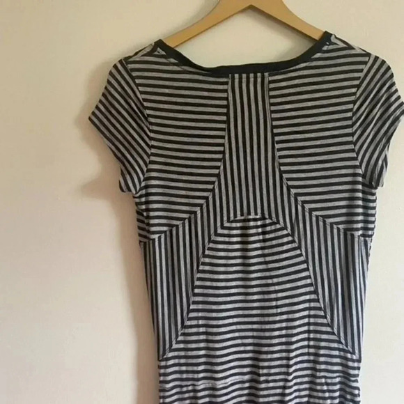 Athleta Gray Striped Ruched Dress - Picture 9 of 13